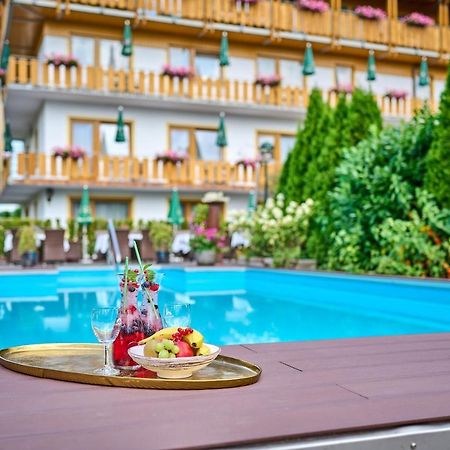 Hotel Restaurant Zum Goldenen Anker Mit Hallenbad & Wellnessbereich Windorf  Extérieur photo
